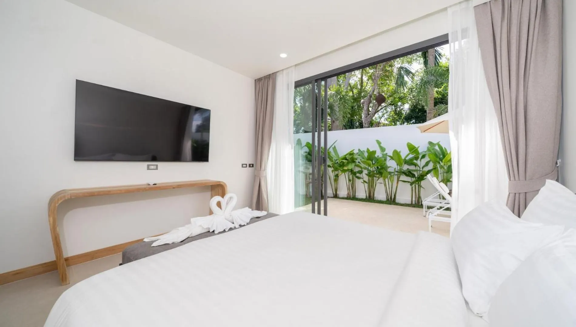 Coco Villas Ban Phru Champa